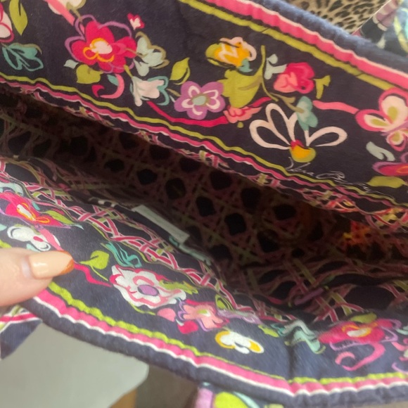 vera Bradley - Picture 3 of 4